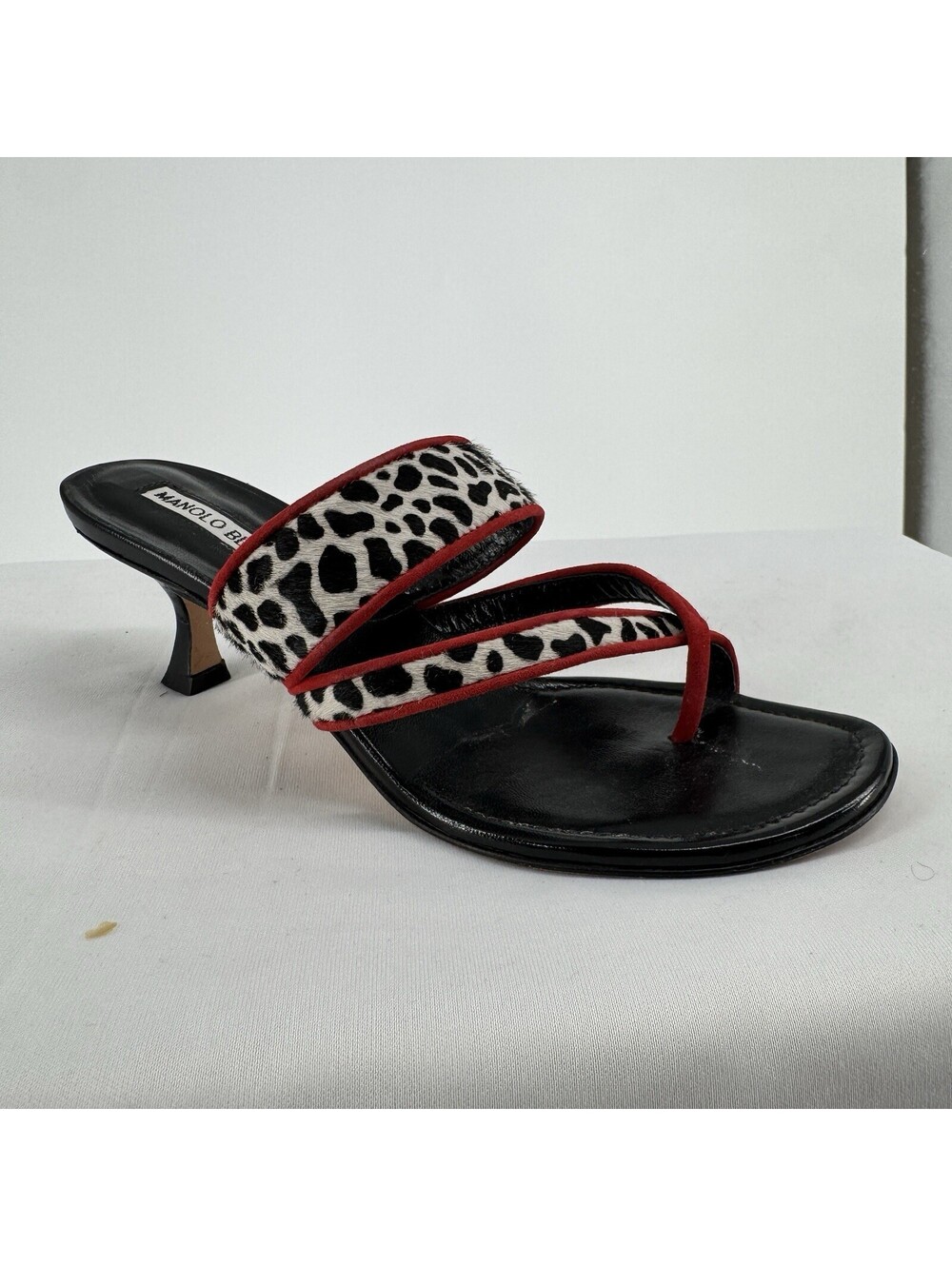 Manolo Blahnik heels 36 6 kitten heel 90s y2k calf fur animal print red trim